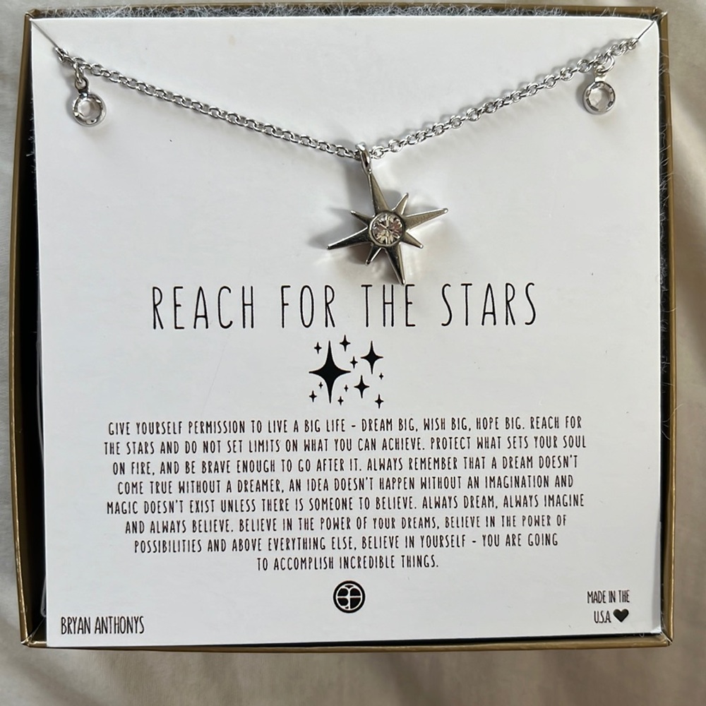 Reach for the Stars inspirational necklace!! NEVER WORN